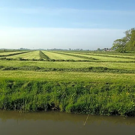 Vrijstaand Koetshuis Marron Barsingerhorn